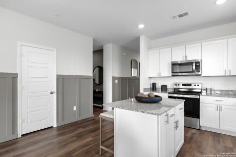 1110 Crane Court San Antonio TX 78124