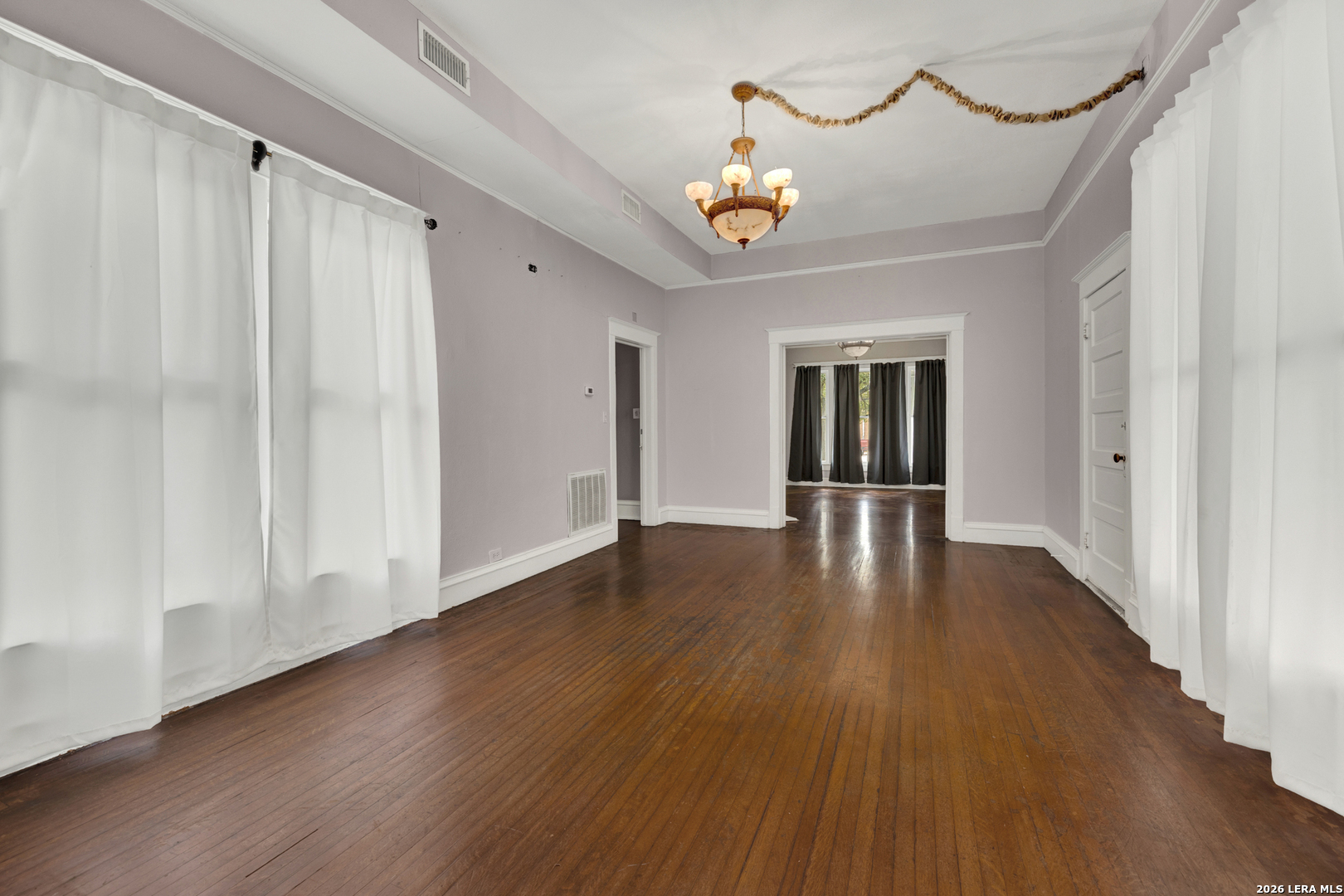 214 S Pecan Avenue Luling TX 78648