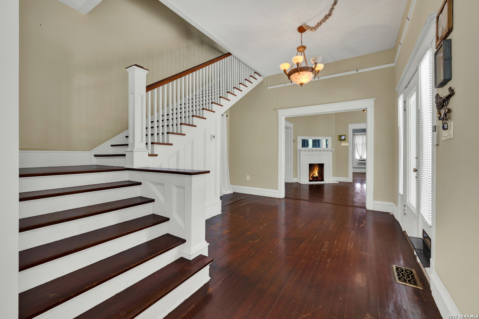 214 S Pecan Avenue Luling TX 78648