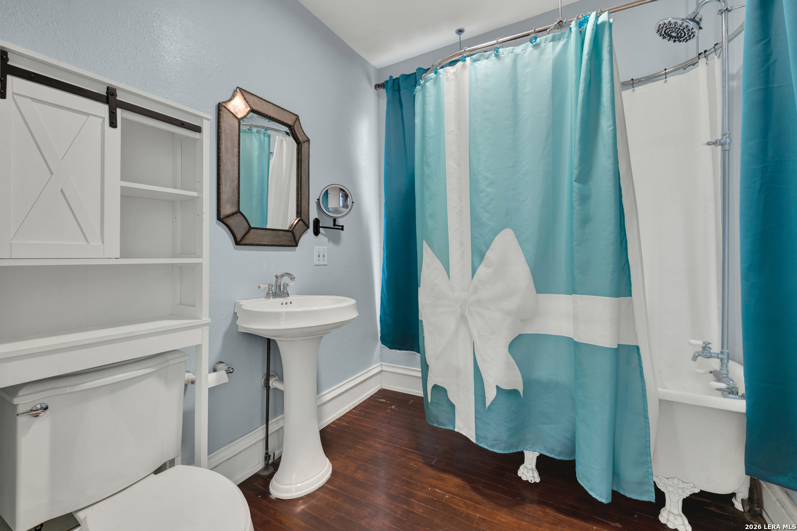 214 S Pecan Avenue Luling TX 78648