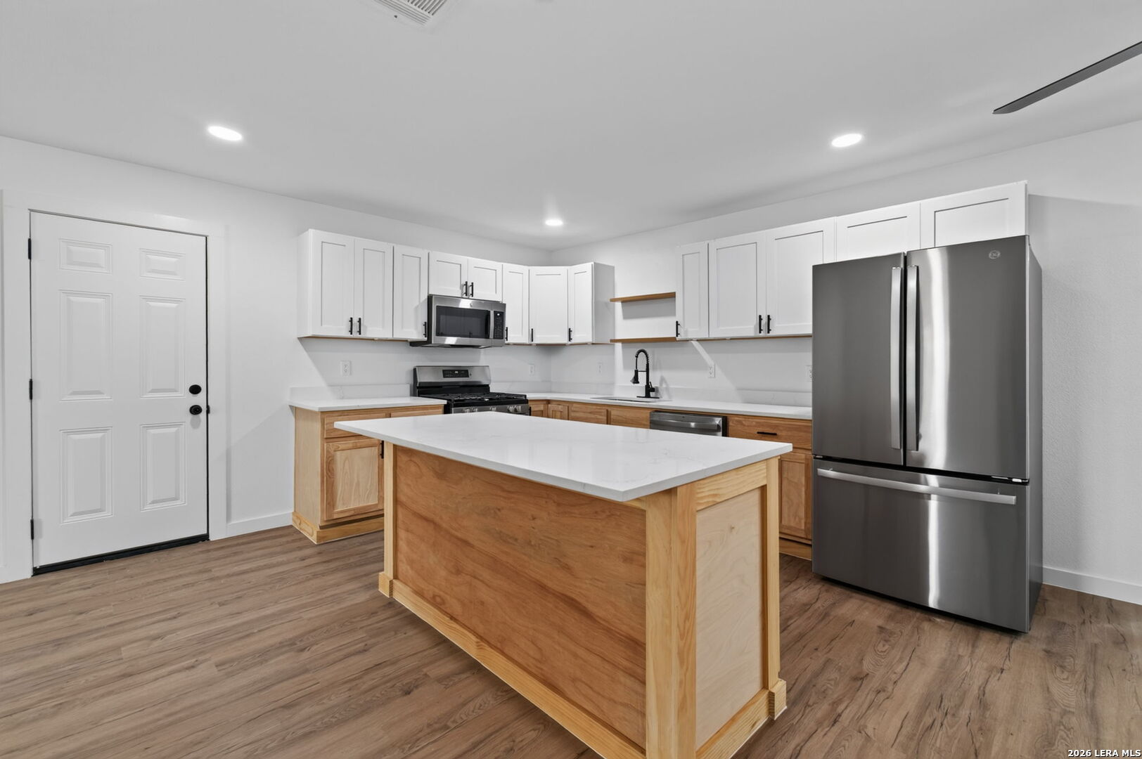 1215 Olive Jourdanton TX 78026