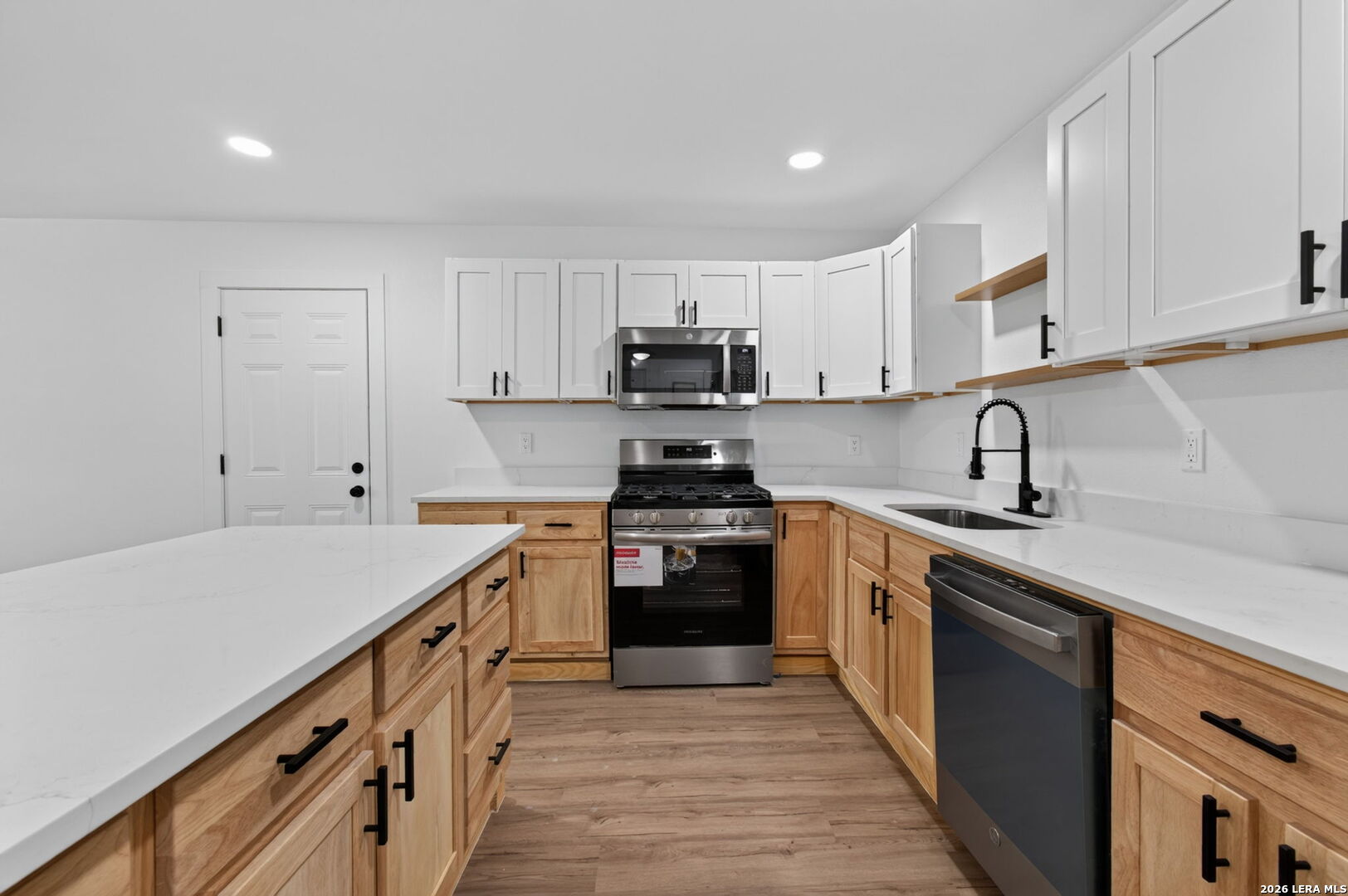 1215 Olive Jourdanton TX 78026