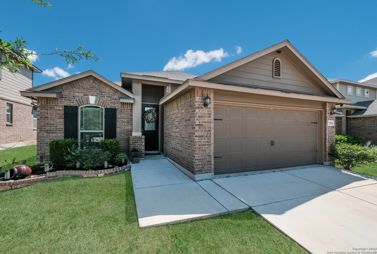 1914 Estonia Grey San Antonio TX 78251