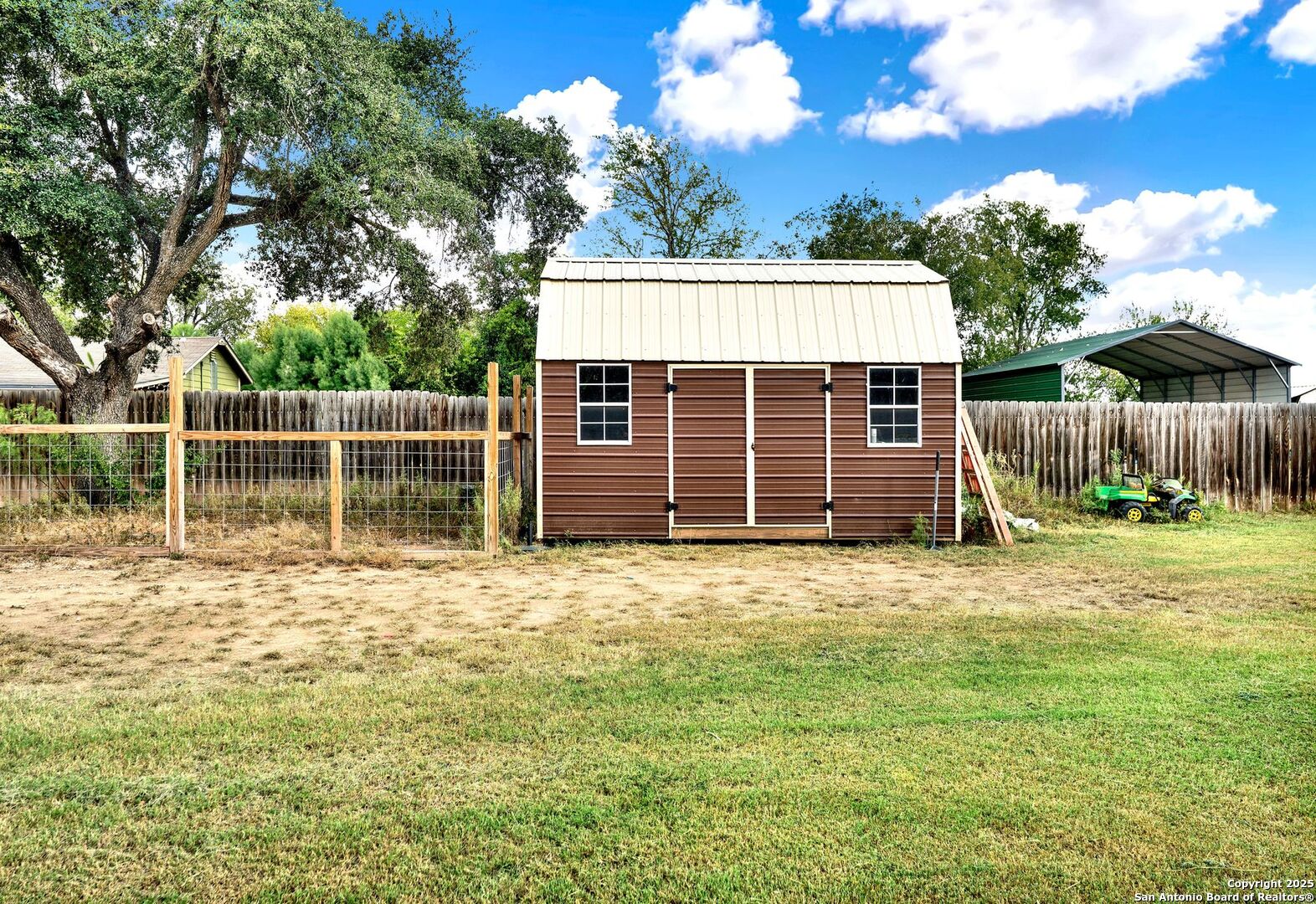 1301 Avenue H Hondo TX 78861