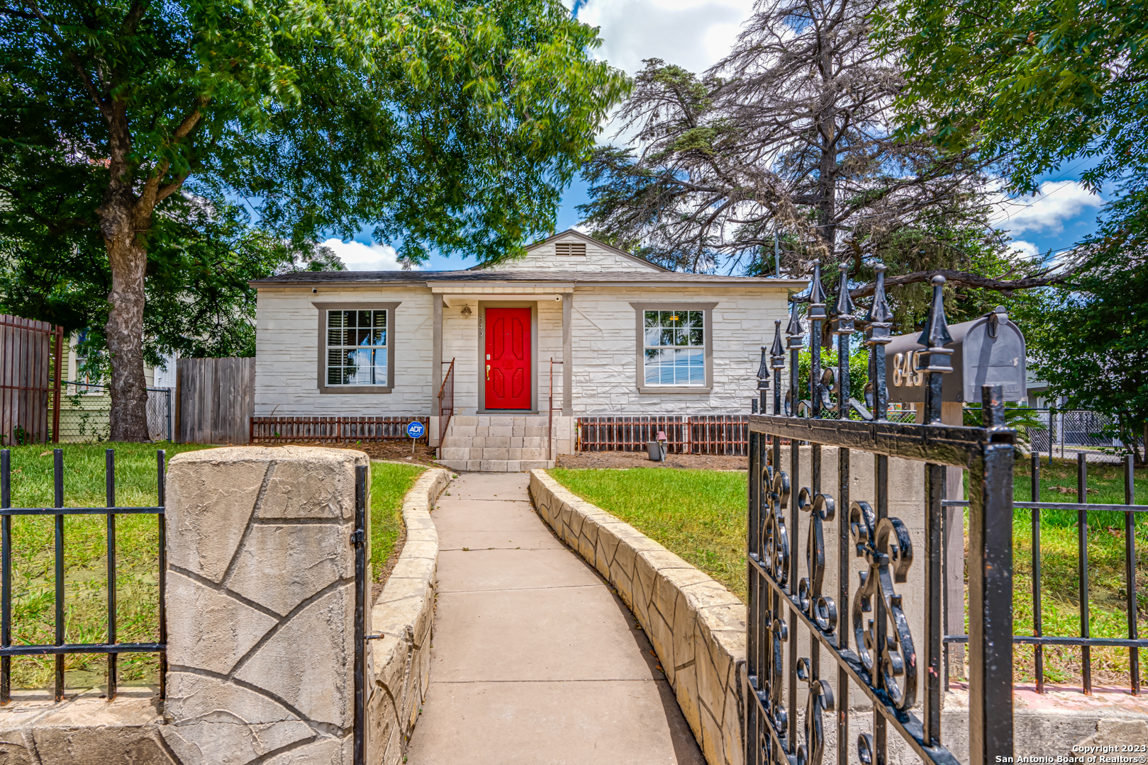 849 Dakota Street San Antonio TX 78203