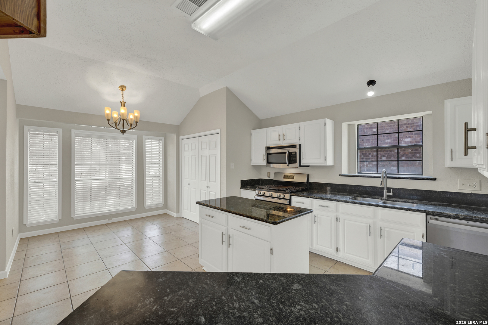 14639 Highland Ridge San Antonio TX 78233