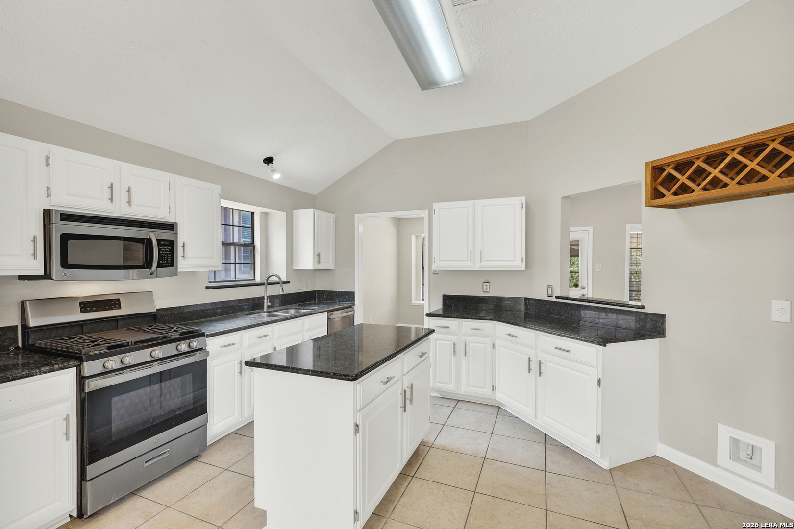 14639 Highland Ridge San Antonio TX 78233