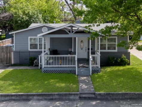 2832 E Houston Street San Antonio TX 78202