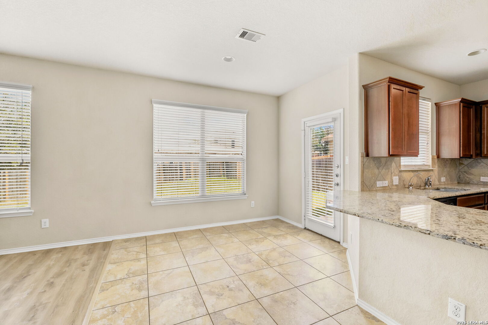 6507 Candlebrite Drive San Antonio TX 78244