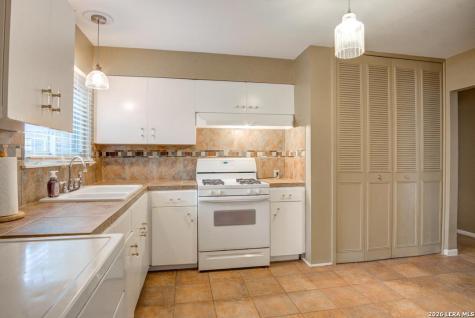 5911 Shoreview Place San Antonio TX 78242