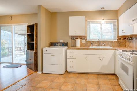 5911 Shoreview Place San Antonio TX 78242