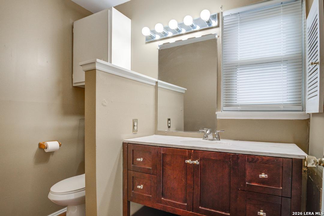 5911 Shoreview Place San Antonio TX 78242