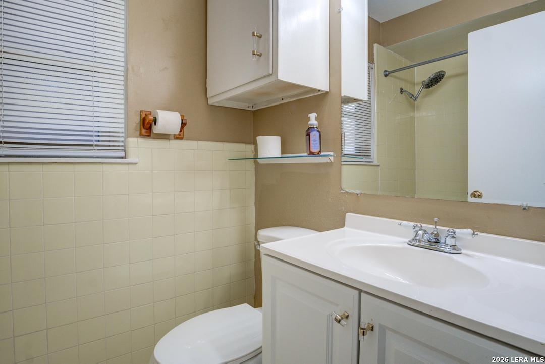 5911 Shoreview Place San Antonio TX 78242