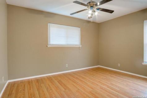 5911 Shoreview Place San Antonio TX 78242