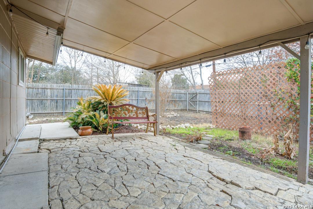 5911 Shoreview Place San Antonio TX 78242