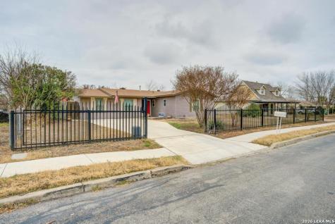 5911 Shoreview Place San Antonio TX 78242