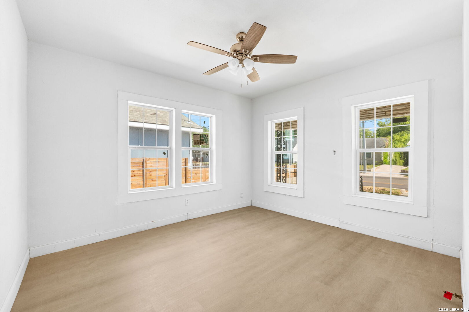 2727 E Houston Street San Antonio TX 78202
