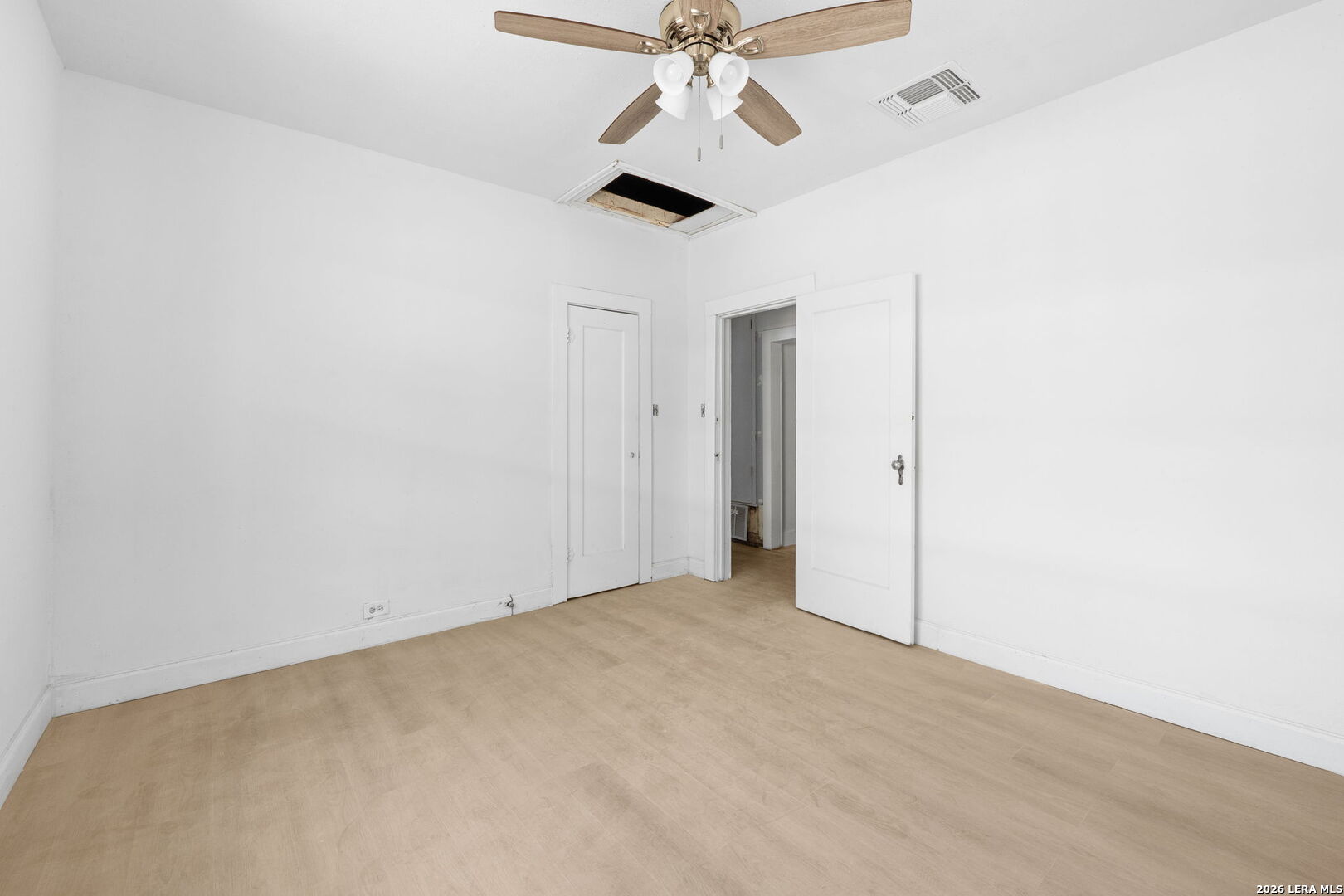 2727 E Houston Street San Antonio TX 78202