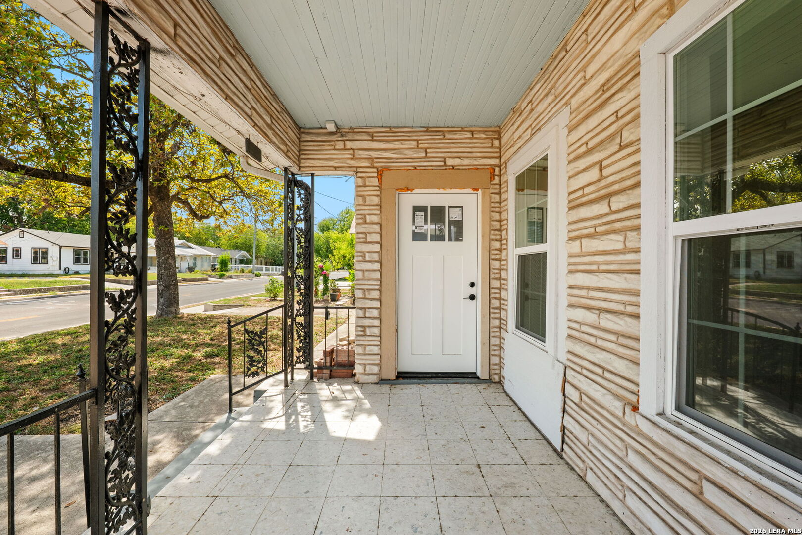 2727 E Houston Street San Antonio TX 78202