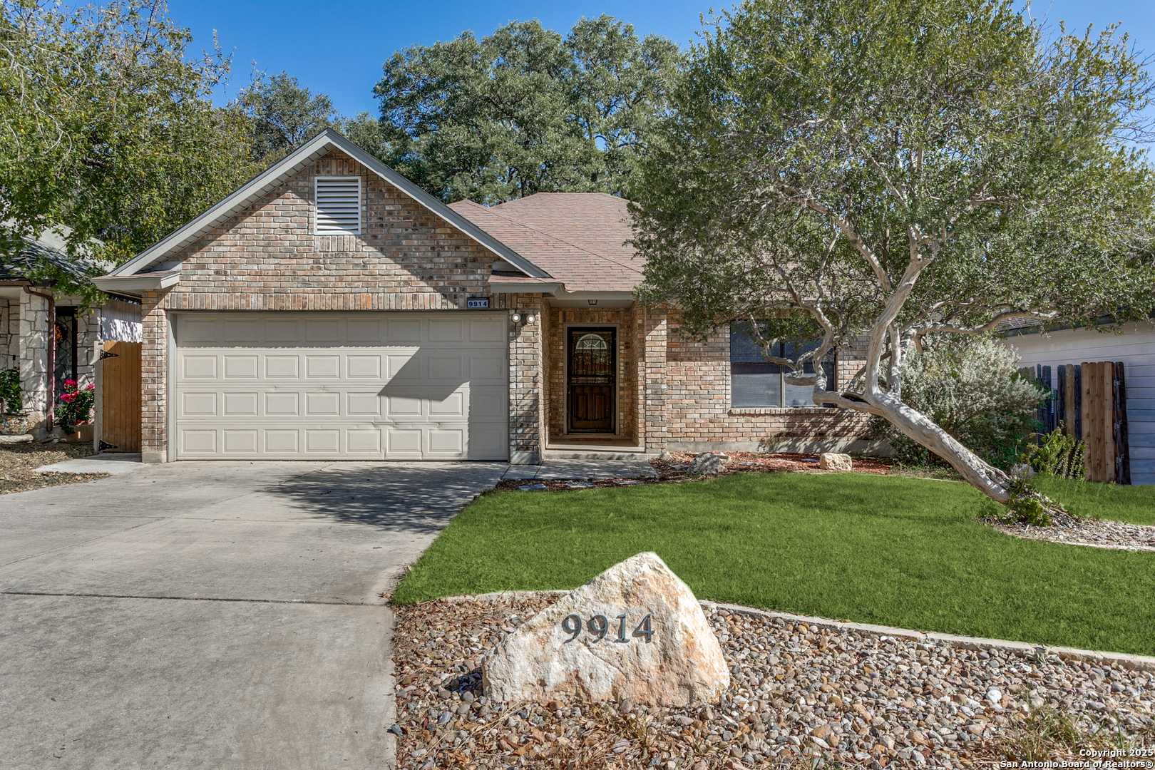 9914 Sandbrook Hill San Antonio TX 78254