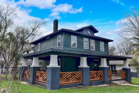 1104 W Mistletoe Avenue San Antonio TX 78201