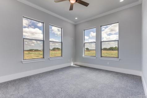 252 Venado Oaks Castroville TX 78009
