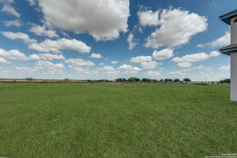 252 Venado Oaks Castroville TX 78009