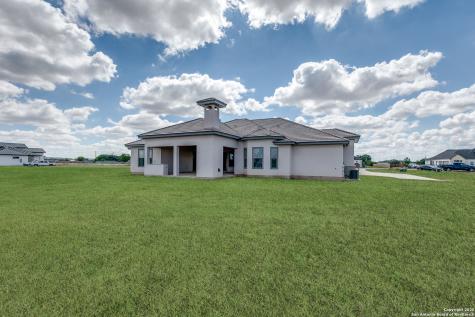 252 Venado Oaks Castroville TX 78009