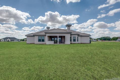 252 Venado Oaks Castroville TX 78009