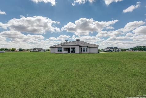 252 Venado Oaks Castroville TX 78009