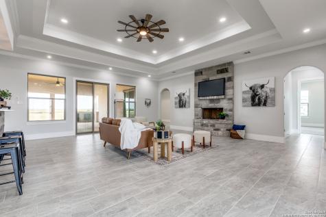 252 Venado Oaks Castroville TX 78009