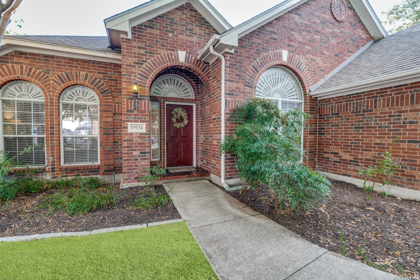 19534 Mill Oak San Antonio TX 78258