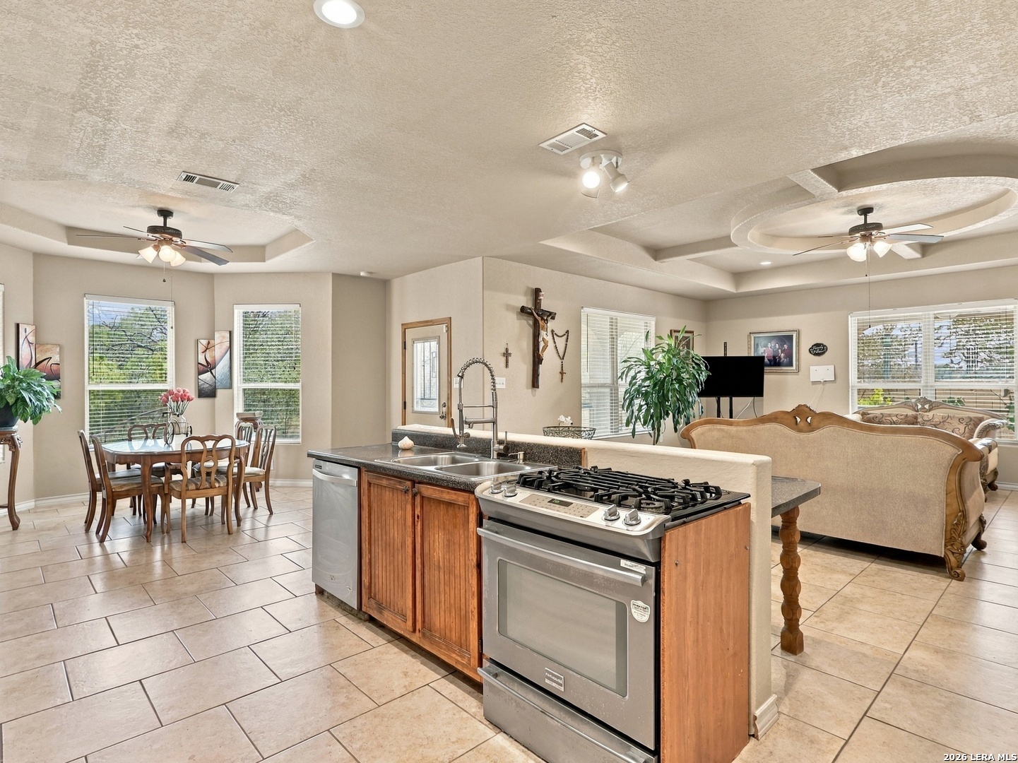 685 Clear Lake Loop Poteet TX 78065