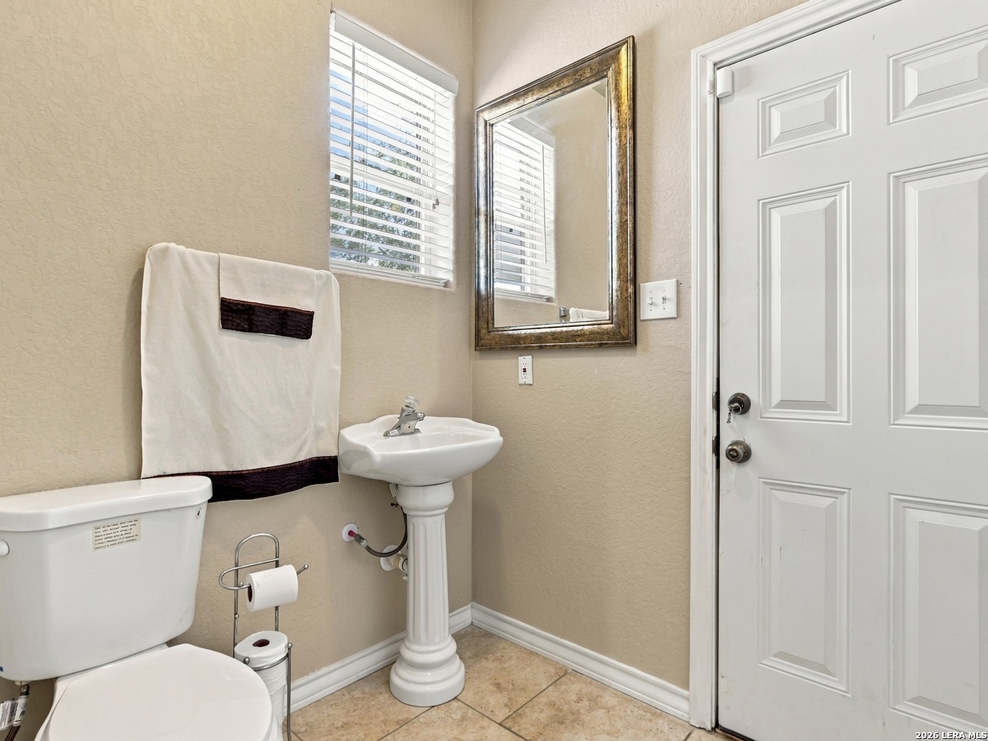 685 Clear Lake Loop Poteet TX 78065