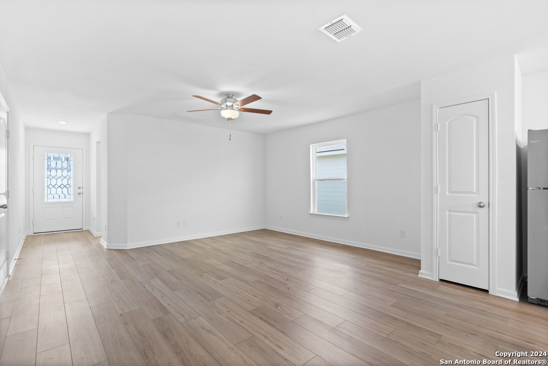 11724 Luckey Villa San Antonio TX 78252