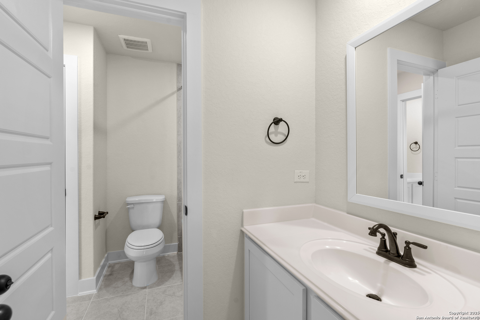 178 Jax Loop San Antonio TX 78253