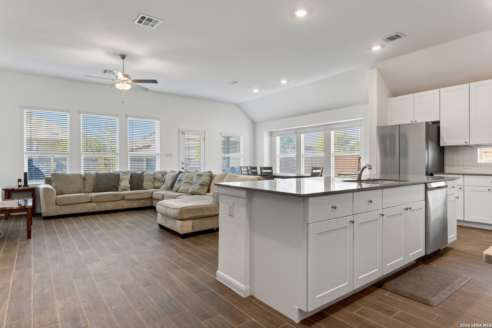 9351 Oxford Shire San Antonio TX 78254