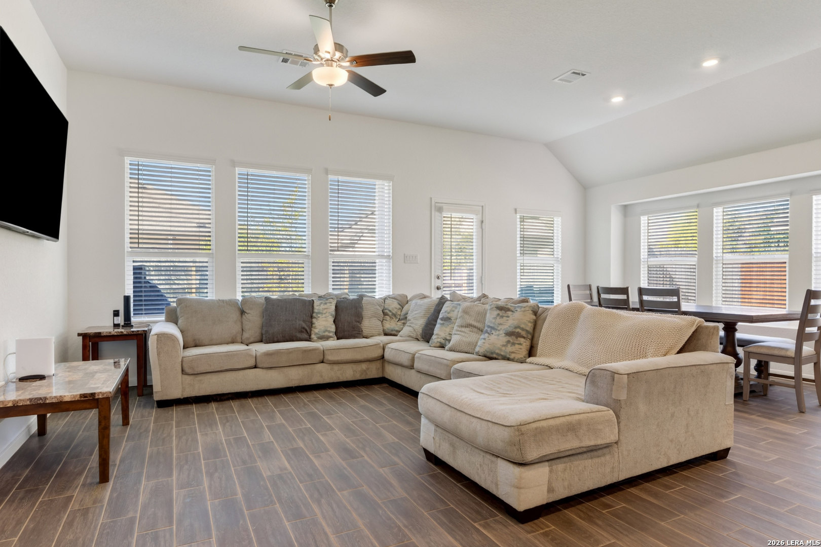 9351 Oxford Shire San Antonio TX 78254
