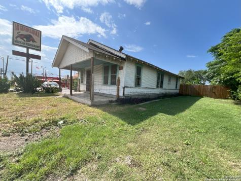 1143 Culebra Road San Antonio TX 78201