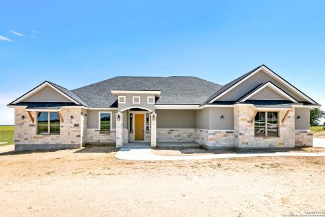 108 Summer Meadow Drive La Vernia TX 78121