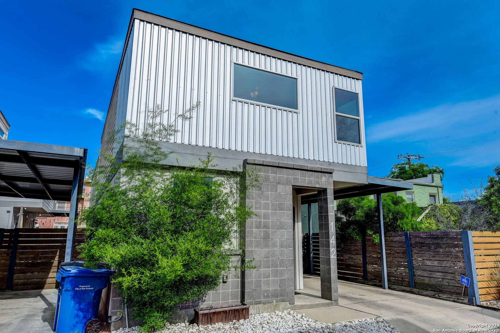 142 E Myrtle Street San Antonio TX 78212