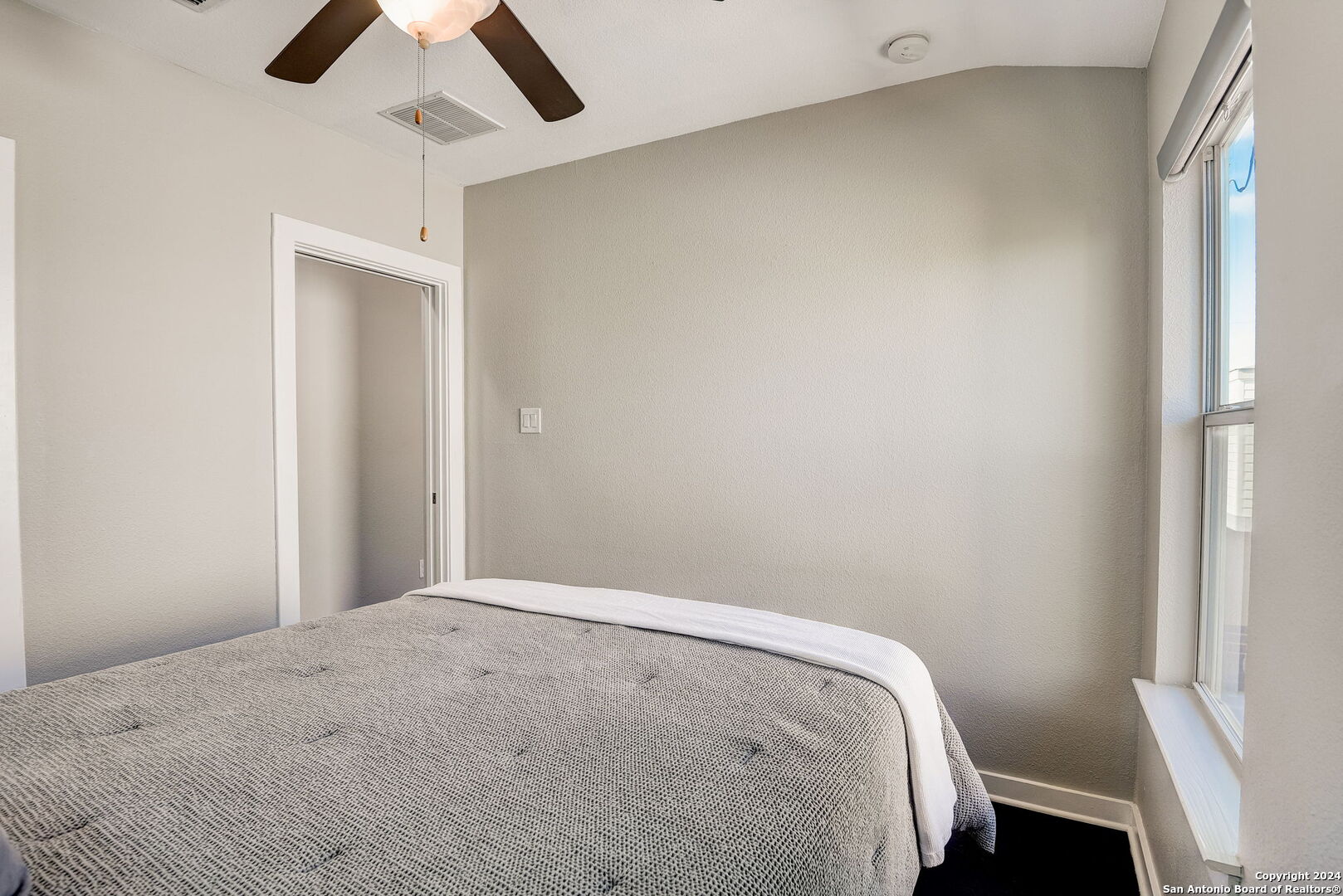 142 E Myrtle Street San Antonio TX 78212