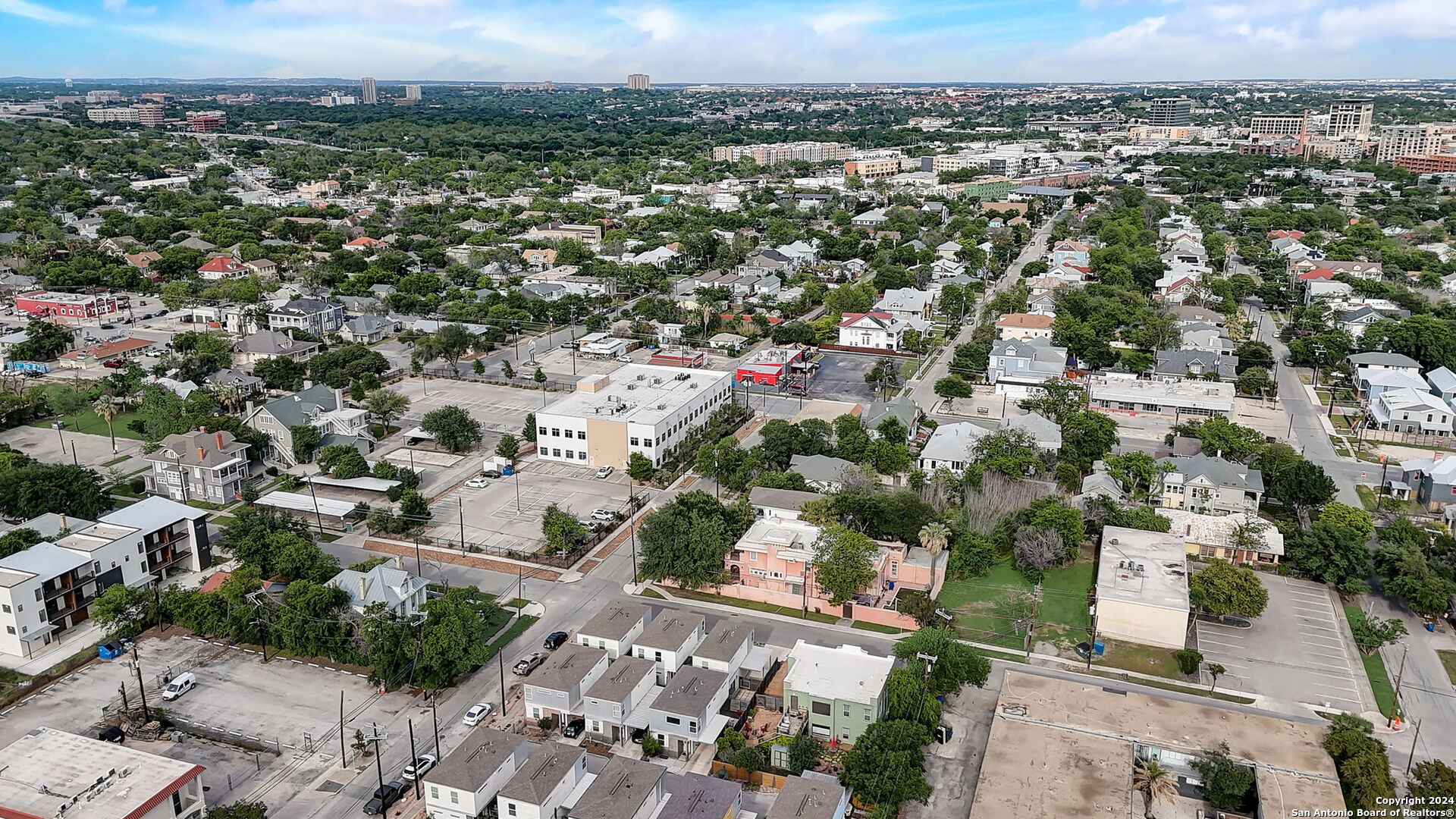 142 E Myrtle Street San Antonio TX 78212