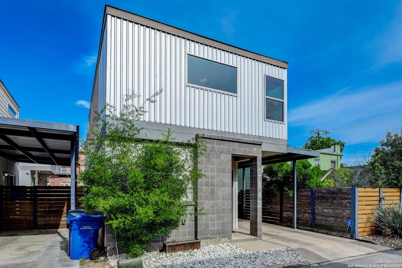 142 E Myrtle Street San Antonio TX 78212