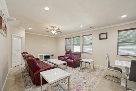 6431 Lionheart Park San Antonio TX 78240