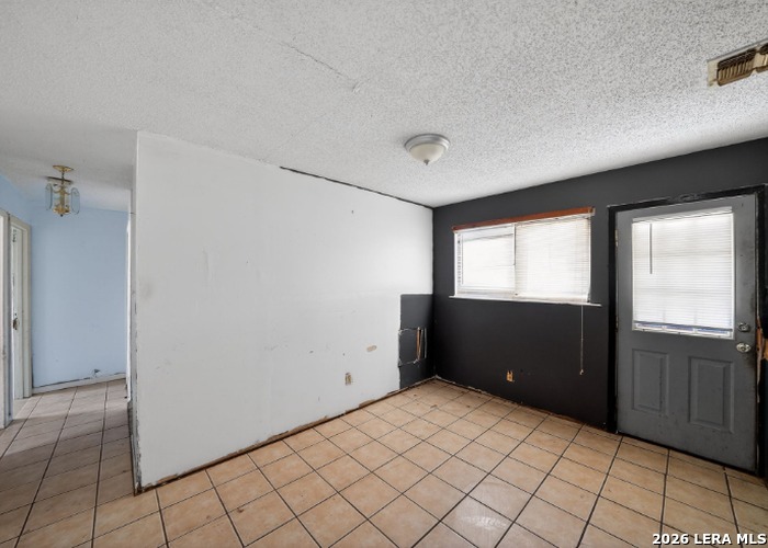 2203 Colony Drive Hondo TX 78861