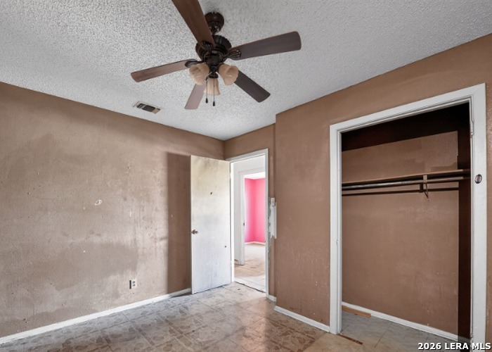 2203 Colony Drive Hondo TX 78861