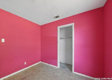 2203 Colony Drive Hondo TX 78861