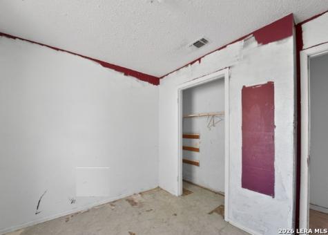 2203 Colony Drive Hondo TX 78861