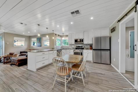 15592 Miller St Hedwig TX 78152